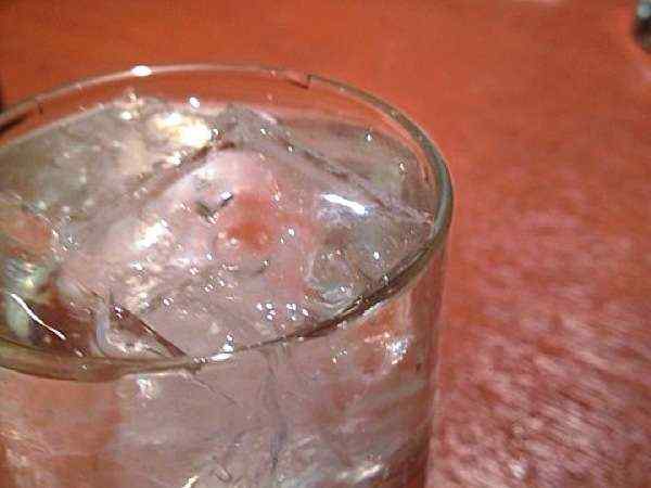 「志なのすけ 庄内店」で黒霧島水割を呑む！