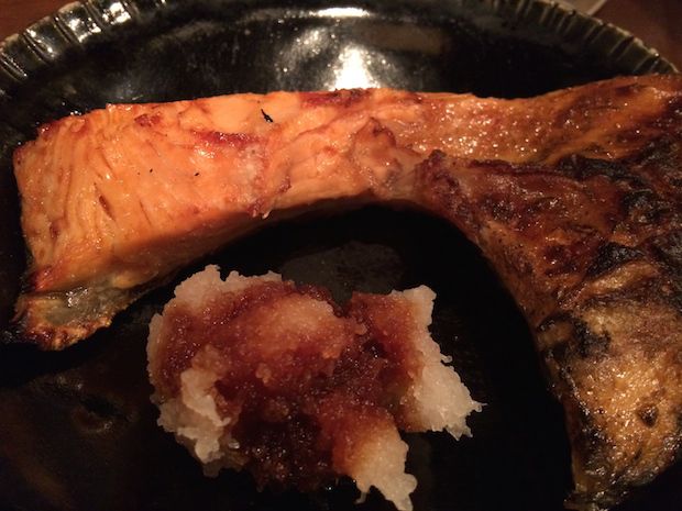 鮭カマの塩焼き